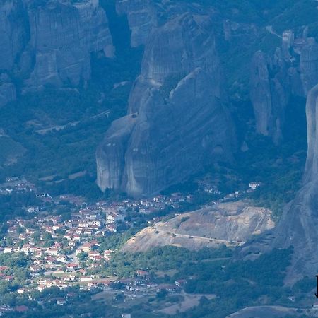 Majestic View Home Just Under Meteora Unesco Site Kalambaka Bagian luar foto